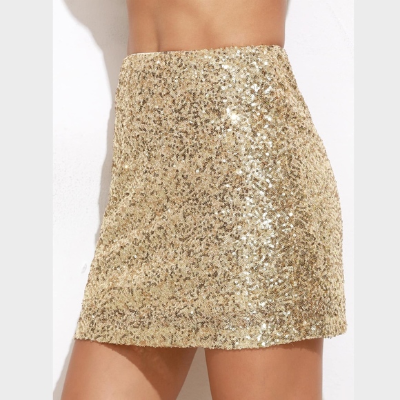 Gold All Over Sequins Mini Skirt - Picture 4 of 6